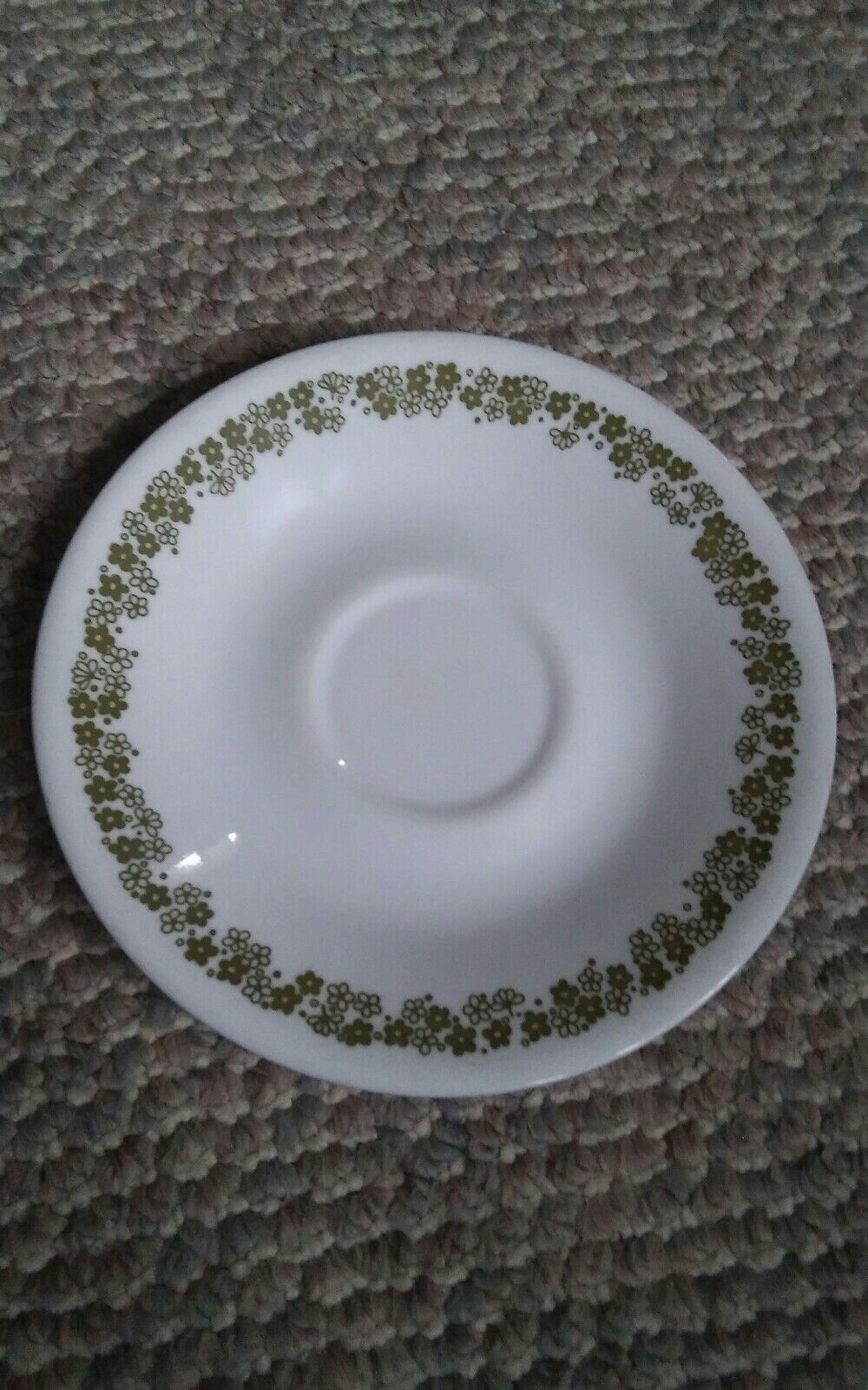 Vintage Saucer Plate Corelle GREEN Crazy Daisy SPRING BLOSSOM 6.25 Inch - $5.99