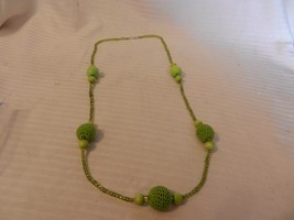 Vintage Lime Green and Light Green Balls Stranded Necklace Locking Clasp - £24.03 GBP