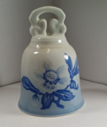 Danbury mint Bing &amp; Grondahl, Denmark Blue Floral Porcelain Bell 4&quot; - $12.31 CAD