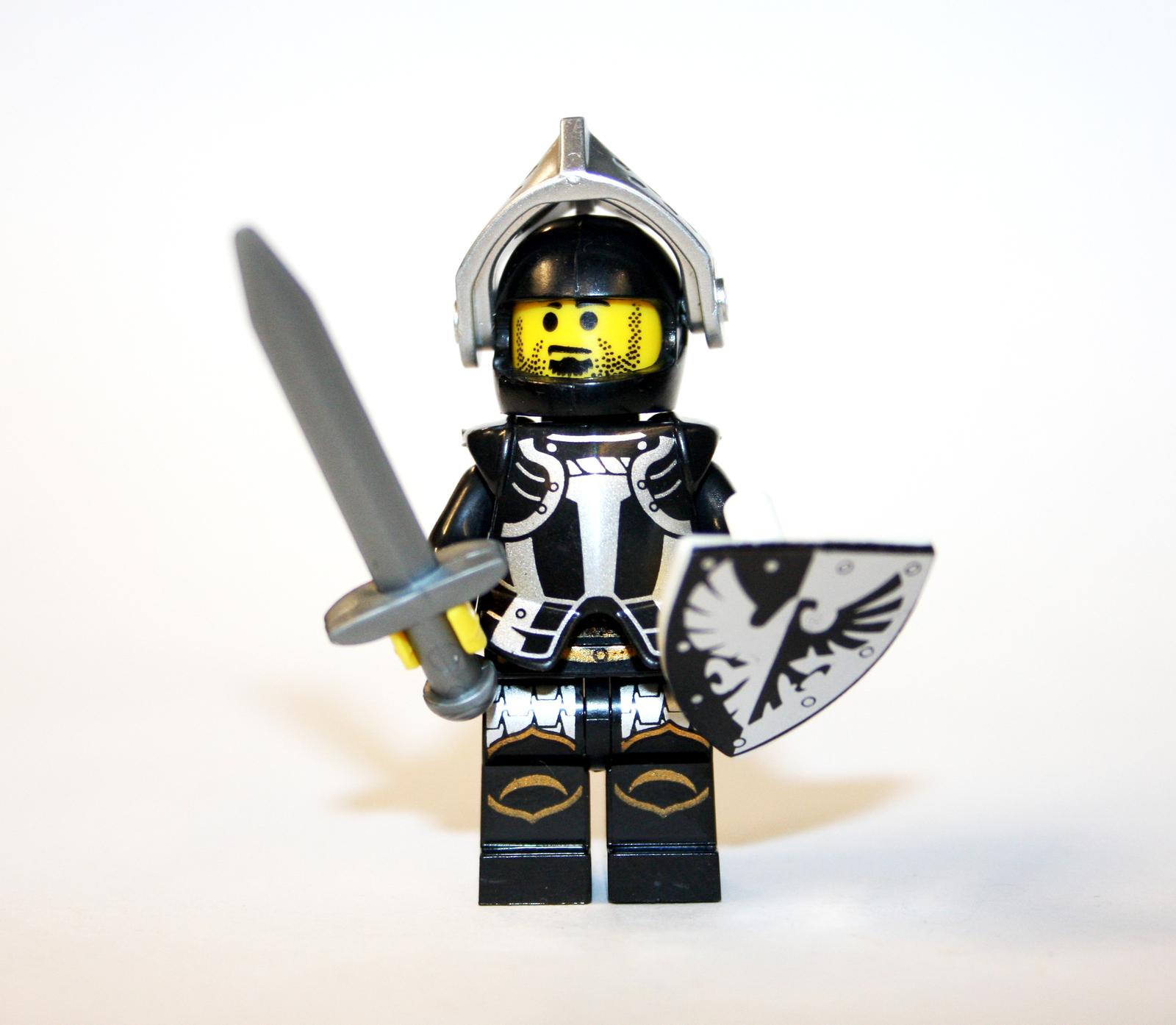 Building Black Falcon Knight Castle Soldier Minifigure Custom - $7.23