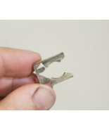 2001-2005 porsche 911 boxster 3.2 3.6 2.7 fuel injector CLIP HOLDER MOUN... - $366.54 MXN