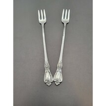 2 Oneida Distinction Deluxe HH Kennett Square Stainless Cocktail Seafood... - $240.41 MXN