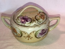 2 handled Nippon Sugar Bowl with Lid - Gold Trim - £23.97 GBP