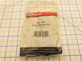 Ford 2L3Z-6A666-AA PCV Valve EV-258 Factory Sealed - $28.21 CAD