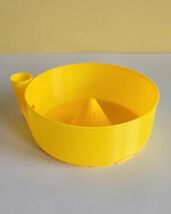 3D Printed Berry Spinner Bowl: Eco-Friendly Kitchen Gadget - $21.00