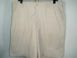 Men's NIKEGOLF Shorts Tan Polyester/Spandex Very Lightweight Sz 38 - $35.63
