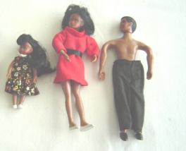  Vintage African American Mini Rubber Doll Family Mom Dad  and Sister  - £26.37 GBP