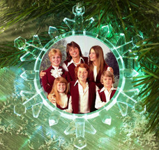 The Partridge Family Snowflake Color Blinks Lit Holiday Christmas Tree Ornament - £11.50 GBP