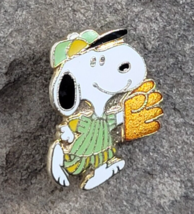 SNOOPY Green Outfit Baseball Mitt Charlie Brown Peanuts Vintage Lapel Hat Pin - $11.99