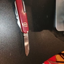 Multi tool pocket knife - $10.69