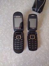 Lot of 2 Verizon Samsung Flip Cell Phone Phones No Cords But WORKS - £14.78 GBP