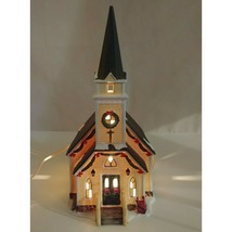 Heartland Valley Village Deluxe Porcelain Lighted House Church In Original Box - $38.77