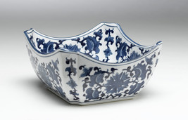 Zeckos AA Importing 59710 Square Blue And White Bowl - £50.54 GBP