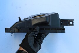 2003-2004 INFINITI G35 SEDAN AIR CLEANER BOX HALF K2882 image 3