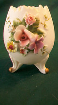 Vintage Lefton Ceramic Egg With Flowers, Scalloped Edges - $40.00