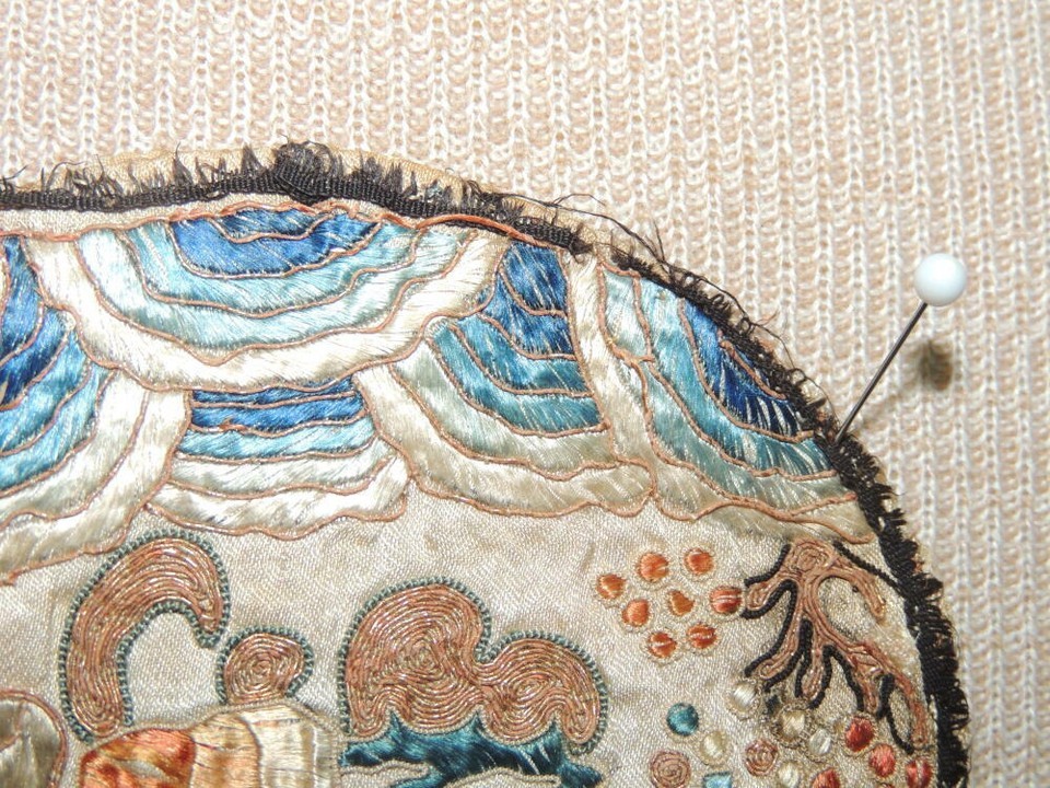 Antique Chinese Silk Embroidery 4.2" Panel Tapestry metallic thread round clouds Item image 3