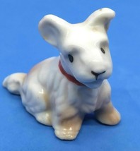 Rabbit Figure Japan 2&#39;&#39; Tall - $93.01 MXN