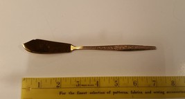 Butter Knife Vtg Carlyle Silver Golden Bouquet Gold Electroplate Used - £5.49 GBP