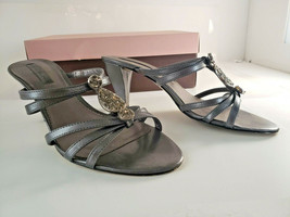 Macy&#39;s BANDOLINO Quitarah Pewter designer Heels Sandals Open Toe Shoes Women 7M - £11.80 GBP