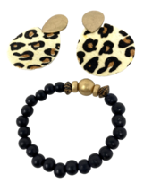 Chic Happens Earrings and Bracelet Set NEW - $11.39