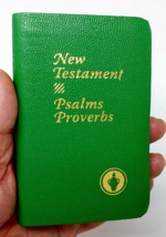 New Testament Psalms Proverbs Softcover Green Pocket Mini Prayer Book B - £7.43 GBP