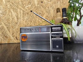 National Panasonic AM/FM Radio RF-524 Silver/Black Portable Retro Home Radio MCM - £45.65 GBP
