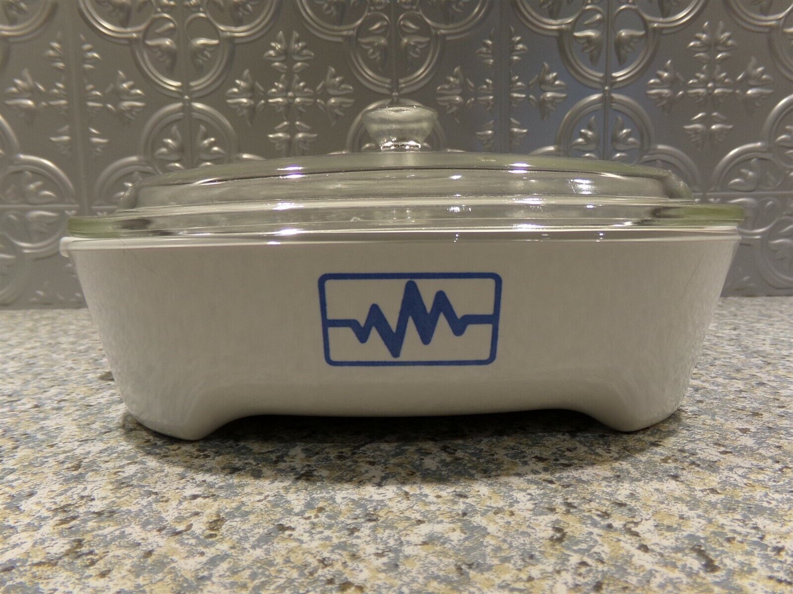 Corning Blue Heartbeat / Radio Wave Brown &#39;N Sear Microwave Casserole &amp; ... - $22.50