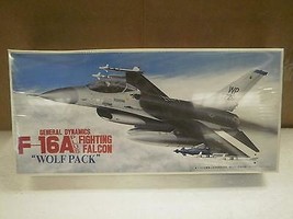 NEW MODEL- FUJIMI- 24002- F-16A FIGHTING FALCON &quot;WOLF PACK&quot;- 1:72- NEW- W54 - £10.55 GBP