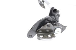 01-04 MERCEDES-BENZ SLK230 FRONT RIGHT SEAT BRACKET U0004 image 9