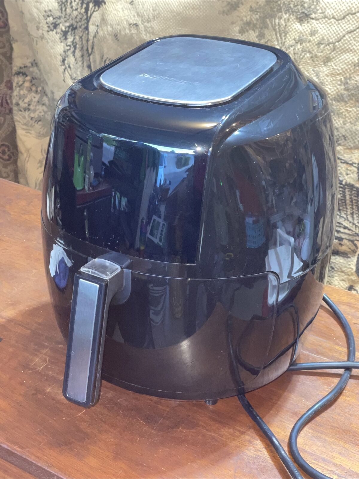 GoWISE RAF070 5.8 Quart Air Fryer. New With Out Box. Fryers