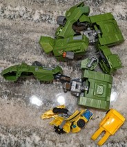 Miscellaneous Hasbro Transformers Pieces Bumblebee &amp; Tank AS IS - £5.55 GBP