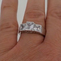 Womens Size 9 Princess Square Cut 3 Stone Ring Silver Color Fashion Jewelry Wed - £15.95 GBP