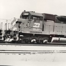 Burlington Northern Railroad BN #9859 SDP45 Electromotive Train Photo Au... - $9.49
