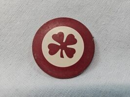 Vintage Olympic Harris Four Leaf Clover Red White Poker Chip - $2.96