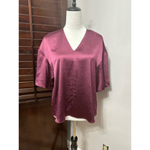 Nordstrom Womens Blouse Purple Short Sleeve V Neck Satin Loose Fit S New - £19.00 GBP