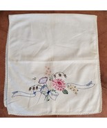 Vintage Table Runner Embroidery Crochet 36x16 Inch Pink Purple w/ Blue R... - €9,85 EUR