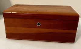 Vintage Lane Mini Cedar Chest Dealer GA Stowers Furniture Co 9x4.5 Inch No Key - £32.47 GBP