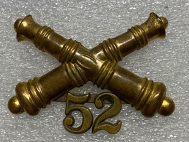 SPANISH AMERICAN WAR, U.S. ARMY, 52nd FIELD ARTILLERY, CAP BADGE, ENLISTED - $653.86 MXN
