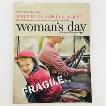 Woman&#39;s Day Magazine November 1954 Johnny Skunk Snaps His Own Picture No Label - £11.22 GBP