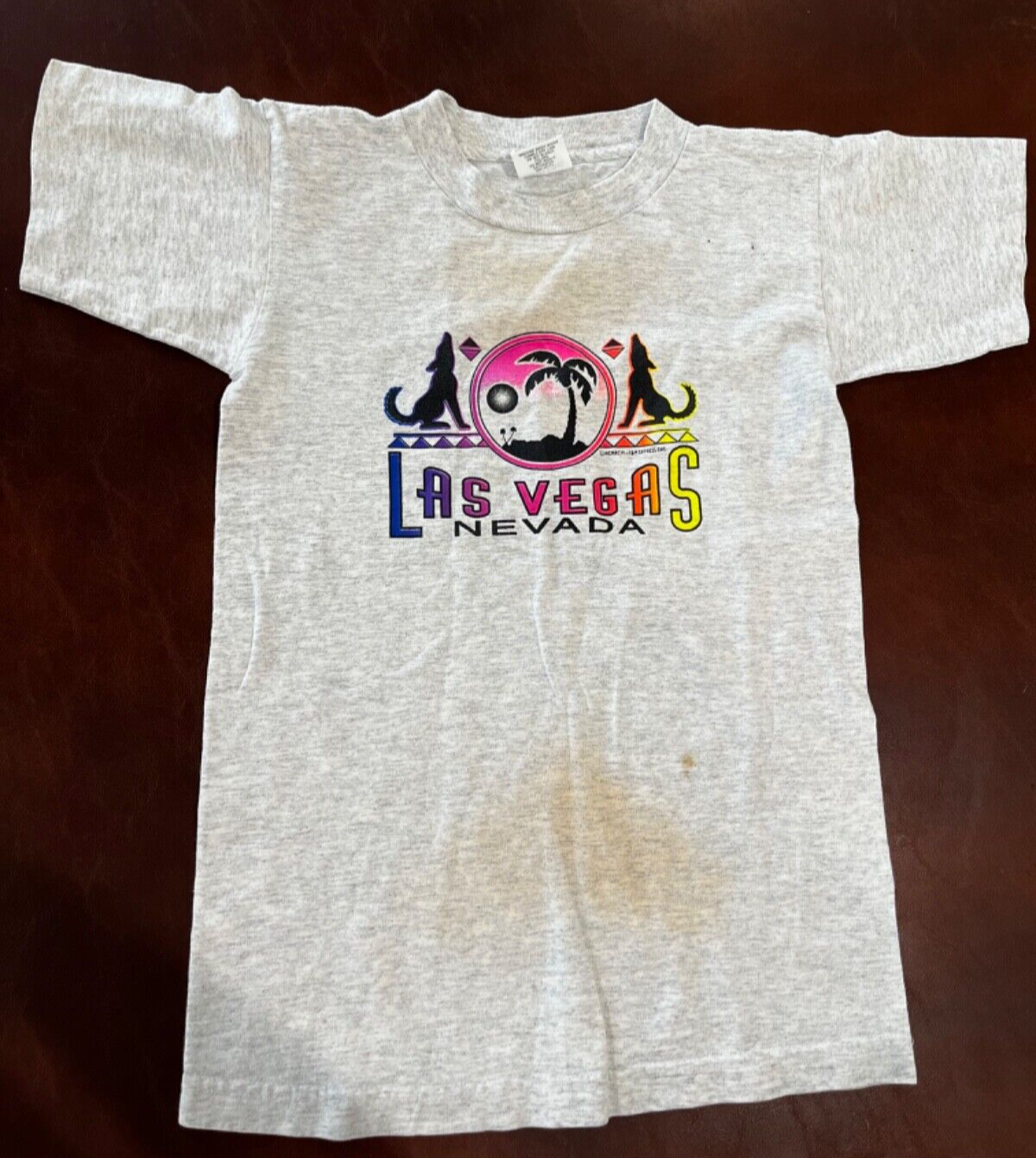 Las Vegas Nevada graphic gray kids XL tshirt - $9.38