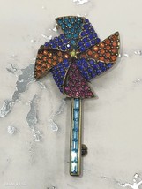 HEIDI DAUS Signed Multi Color Swarovski Crystal Endless Summer Pinwheel Brooch - $49.50