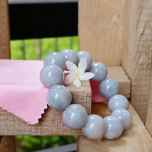 Burmese Jade Bracelet Creamy White Gray Good Texture Smooth Natural Size 17.5 mm - £71.14 GBP