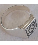 Man knight silver ring - $435.84 MXN