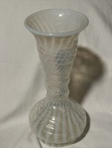 Fenton Opalescent Swirl Spiral Optic Vase - £19.46 GBP