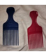 Lot 2 Vntg Goody Hair Picks Crocodile Textured Comb Lift 6.5&quot; Blue Magen... - $474.60 MXN