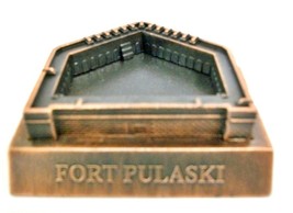 Fort Pulaski Georgia Die Cast Metal Collectible Pencil Sharpener - $149.26 MXN