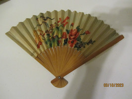VINTAGE CHINESE MADE IN TAIWAN ORIOLE &amp; ROSES PERSONAL PAPER FAN WOOD HA... - £7.95 GBP