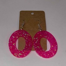 Handmade epoxy resin retro oval dangle earrings - Hot pink glitter - £6.32 GBP