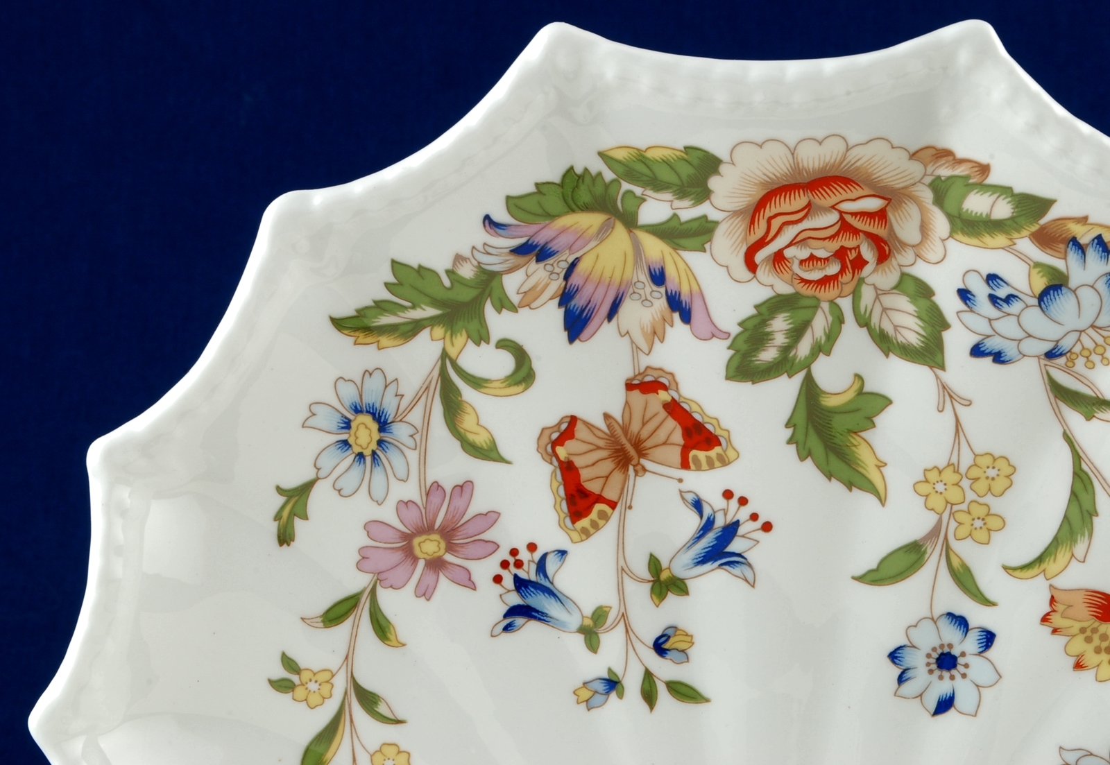 Aynsley Cottage Garden Shell Shaped Candy Dish New w Label Butterfly w Flowers Item image 2