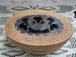 Balinese Indonesian Vintage Woven Oval Baskets Wooden Sculpture On Cover Pick 1 - £43.73 GBP